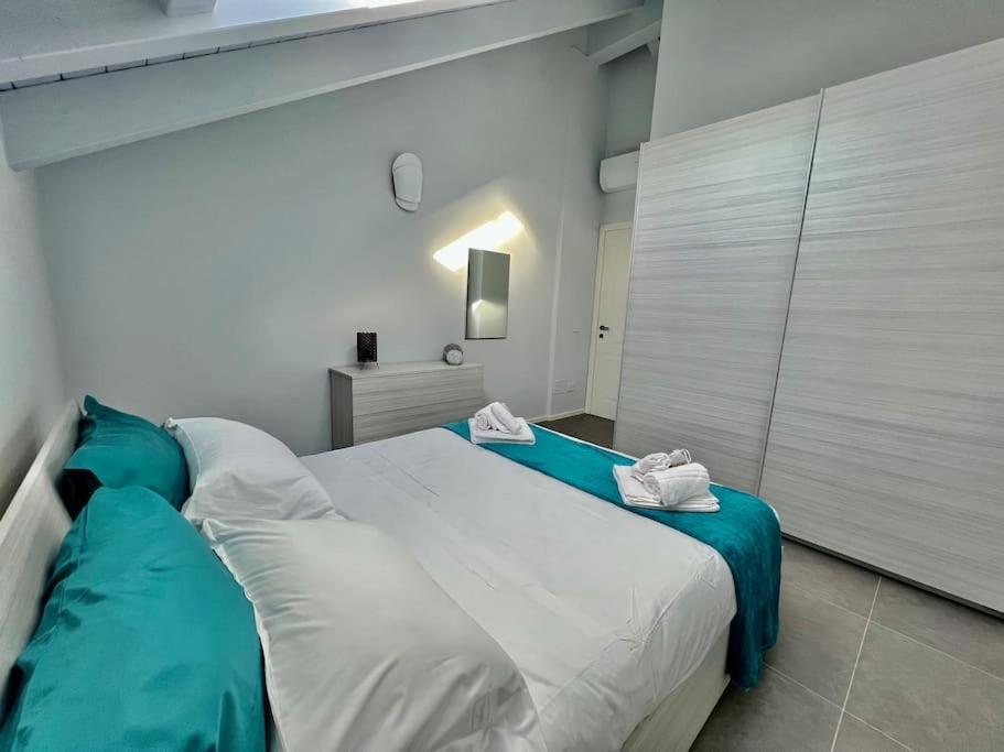 Appartamento Prestigioso Attico A Passo Duomo By Revenue House Casale Monferrato Esterno foto