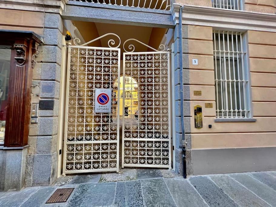 Appartamento Prestigioso Attico A Passo Duomo By Revenue House Casale Monferrato Esterno foto